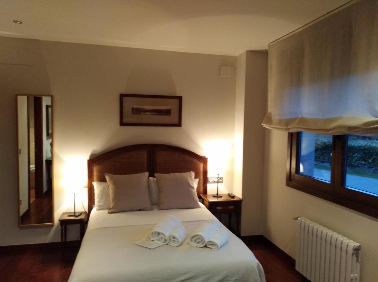 Hotel Reina Adosinda 普拉维亚 外观 照片